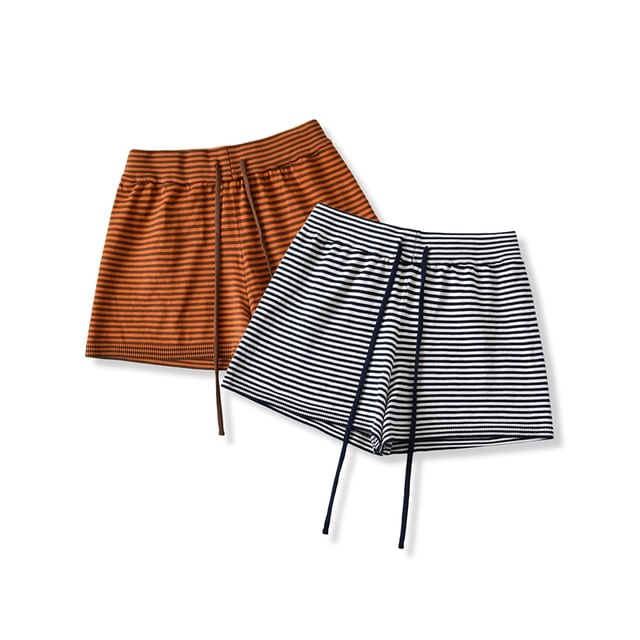 Ulark-Drawstring Waist Striped Knit Shorts