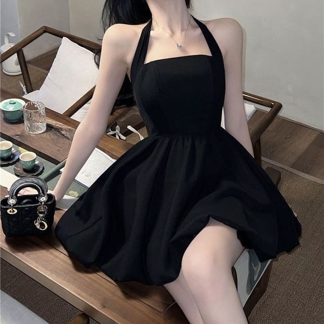Sisyphi-Halter Neck Plain Open Back Mini A-Line Dress