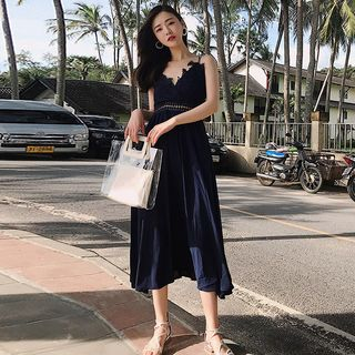 lace panelled open back midi dress