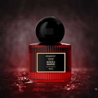 Seductive Black Crow