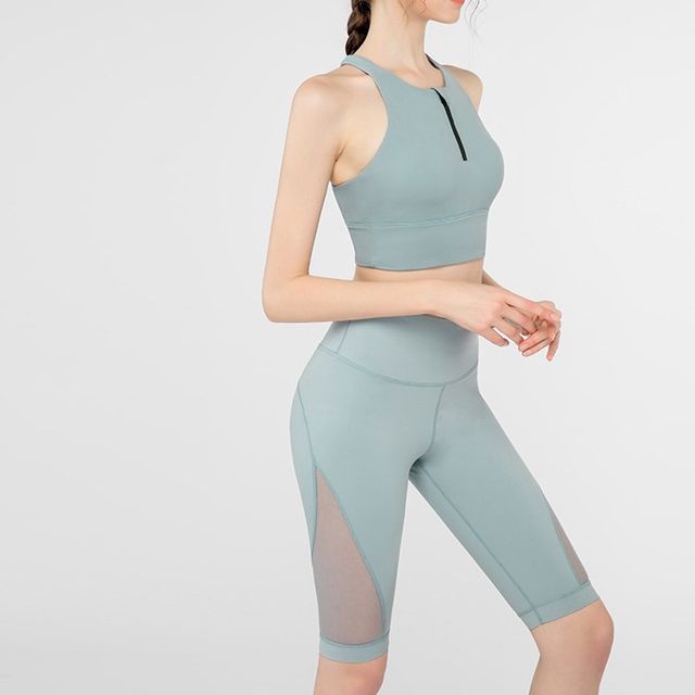 CUCURBIT-Set Half-Zip Sports Bra Top Bicycle Shorts