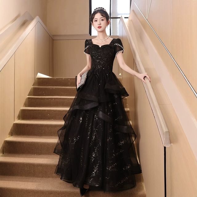 DreesHouse-Short-Sleeve Square Neck Glitter Ruffle Trim A-Line Evening Gown