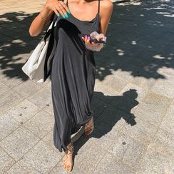 LIPHOP - Cross-Back Maxi Slipdress LIPHOP - Cross-Back Maxi Slipdress