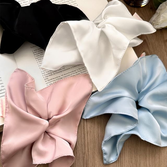 Ordinario-Plain Satin Square Scrunchie