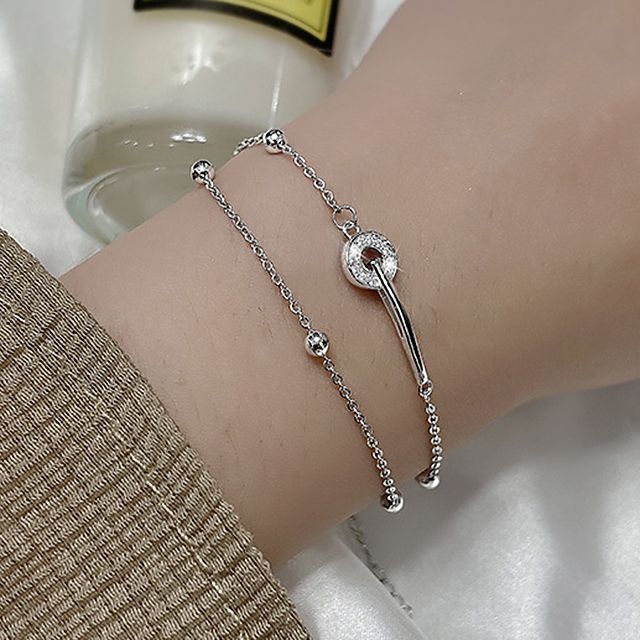 Chimerro-Rhinestone Hoop Bracelet