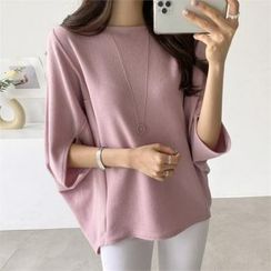 PIPPIN - Dolman-Sleeve Textured Top PIPPIN - Dolman-Sleeve Textured Top