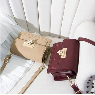 flap crossbody bag