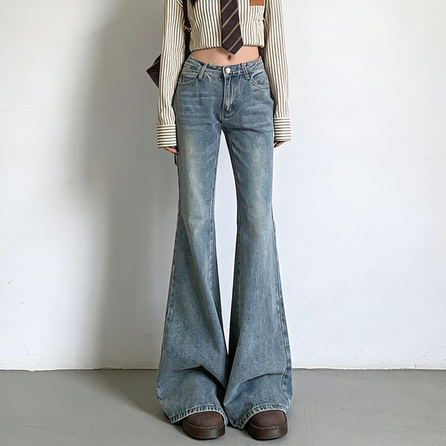 Denimot-L Mid Rise Washed Flared Jeans