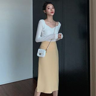 Jeans Kingdom - Square Neck Long-Sleeve 