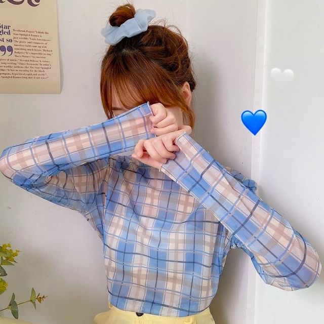 Essere-Long Sleeve Mock Neck Plaid Tee
