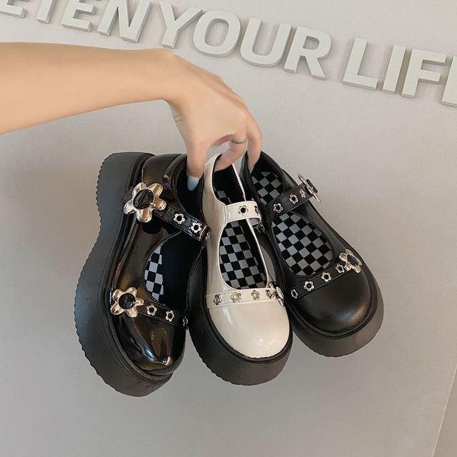 Queen Zoo Platform Flower Mary Jane Shoes YesStyle