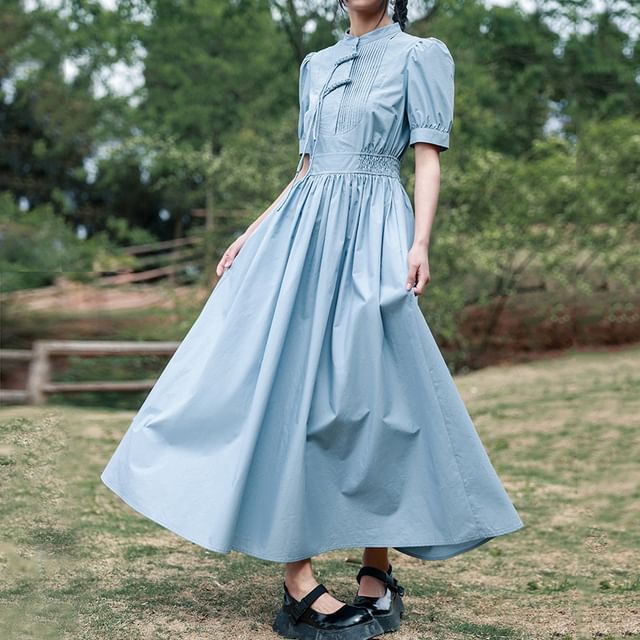 Nekomata-Elbow-Sleeve Stand Collar Plain Pintuck Frog Buttoned Maxi A-Line Dress