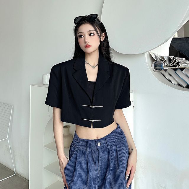 RONIN Short-Sleeve Lapel Collar Plain Crop Blazer YesStyle