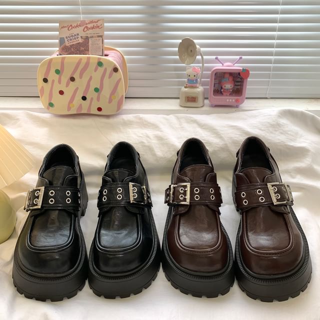 Queen Zoo-Faux Leather Buckle Platform Loafers