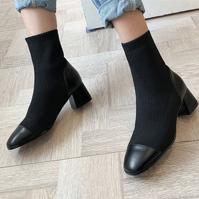 Asterisk-Cap Toe Chunky Heel Short Sock Boots