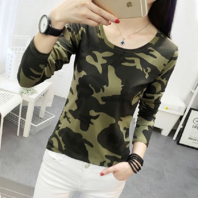 Hevnir-Long-Sleeve Crew Neck Camo Print Tee