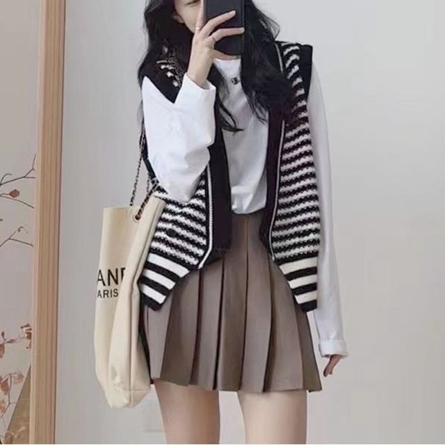 Shirt White Striped Skirt Outfit Striped Shirt White And Grey