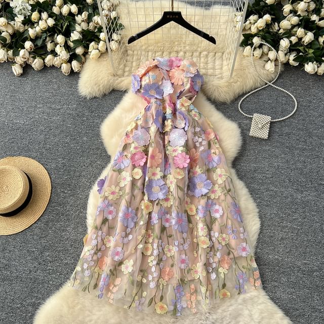 floral embroidered mesh midi dress Off-White Coconut Tree Embroidered Euroflax  Premium Linen Mini Dress main image 1