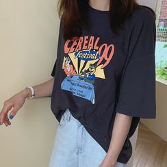 Hello sweety - Round-Neck Printed T-Shirt Hello sweety - Round-Neck Printed T-Shirt