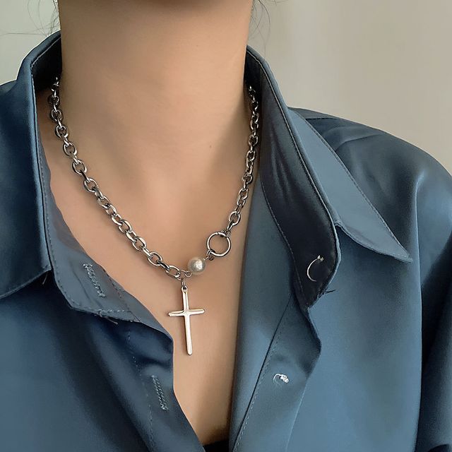 Faux Pearl Cross Pendant Chain Necklace 