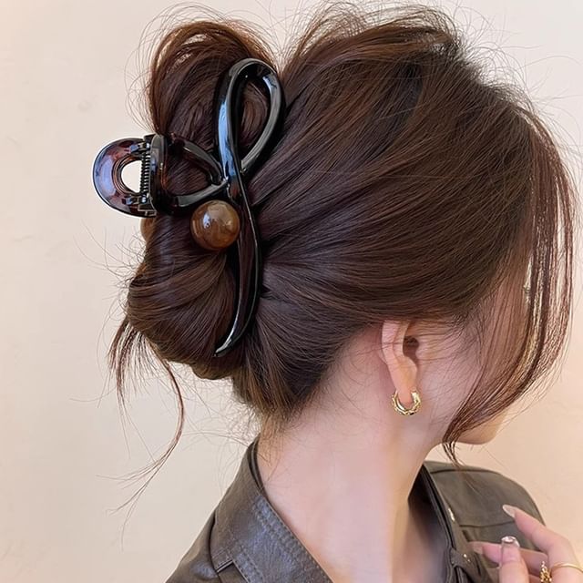 Allyrinta-Ball Hair Claw