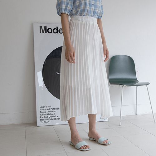 Asymmetric skirt yes outlet style