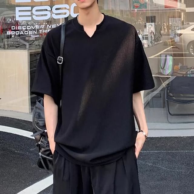 emeisa-Elbow-Sleeve Notch Neck Plain T-Shirt