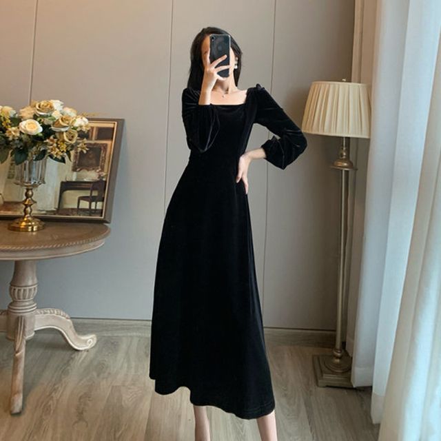 QZ Lady - Long-Sleeve Square-Neck Velvet Midi A-Line Dress | YesStyle