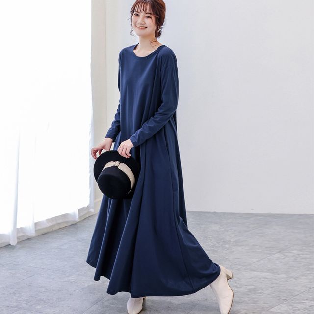 BOSAI - Long-Sleeve Plain Maxi Dress | YesStyle