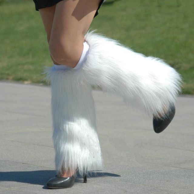 Bolgivy Plain Fluffy Leg Warmers YesStyle