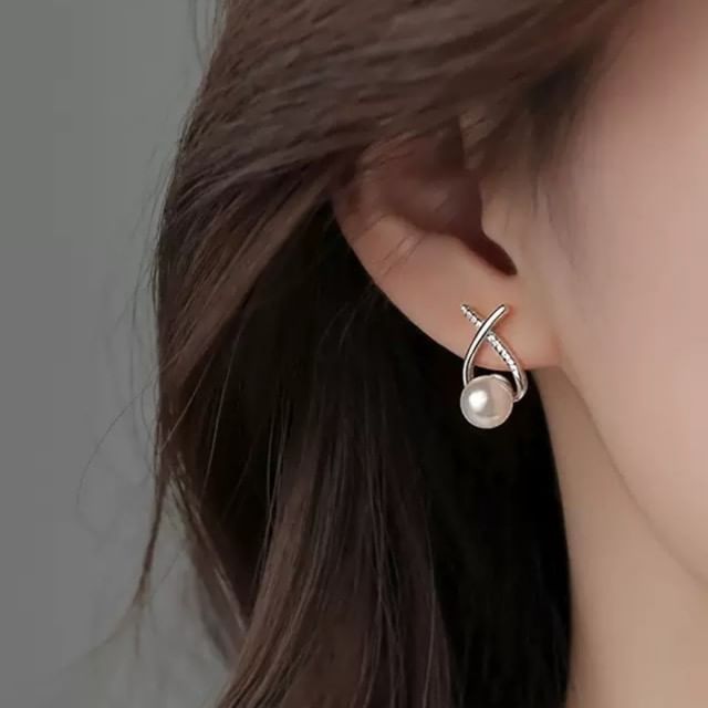 A-ROCH-925 Sterling Silver Rhinestone Faux Pearl Ear Stud