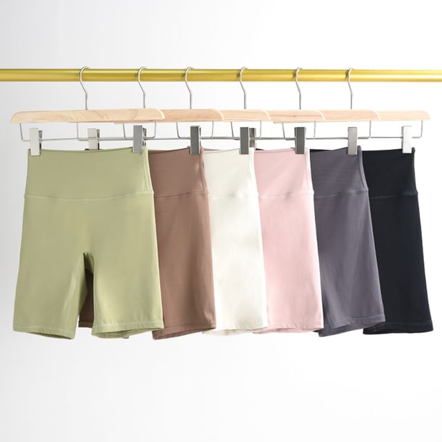 Runyz-High Waist Plain Yoga Shorts