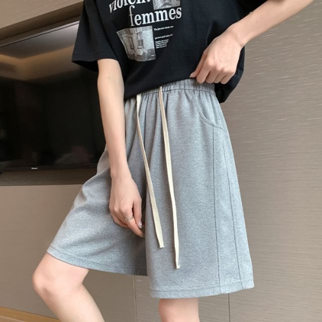Leoom-Drawstring Waist Plain Wide Leg Sweat Shorts