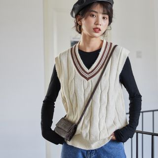 sweater vest yesstyle