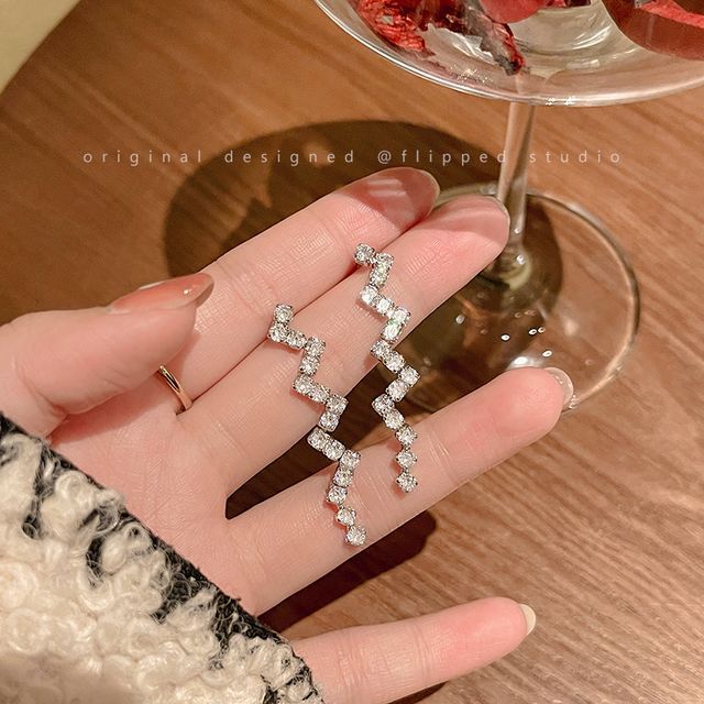 Wandoli-Zigzag Rhinestone Alloy Dangle Earring
