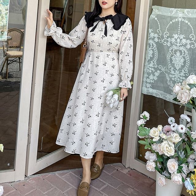 fitted lace wedding dress White And Black Simple Gothic Off Shoulder Formal Dress With Train Wit –  WonderlandByLilian