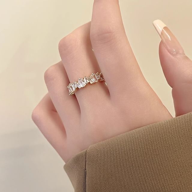 Gaya-Irregular Rhinestone Open Ring