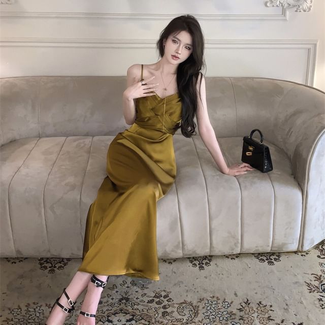 Moanum-Spaghetti Strap Plain Midi A-Line Dress
