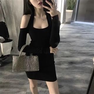 Everose-Long-Sleeve Cold Shoulder Plain Mini Bodycon Dress