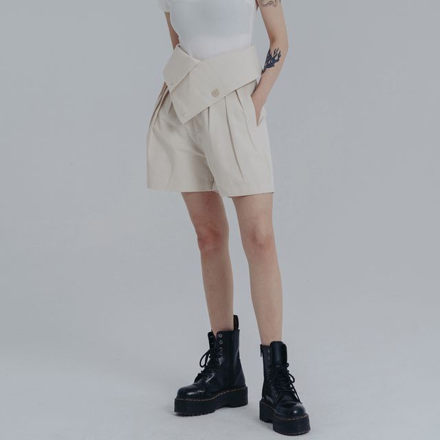 SIMPLE BLACK-High Rise Asymmetrical Shirred Shorts