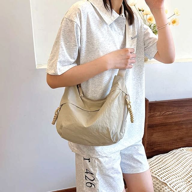 Indenis-Plain Crossbody Bag