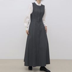 Mushini - Frayed Trim Denim Maxi A-Line Dungaree Dress / Long-Sleeve Plain  Blouse