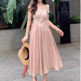 knee length dresses for ladies Zapaka Women Square Neck Homecoming Dress Black A Line Velvet Short Cocktail Dress, Black / US16