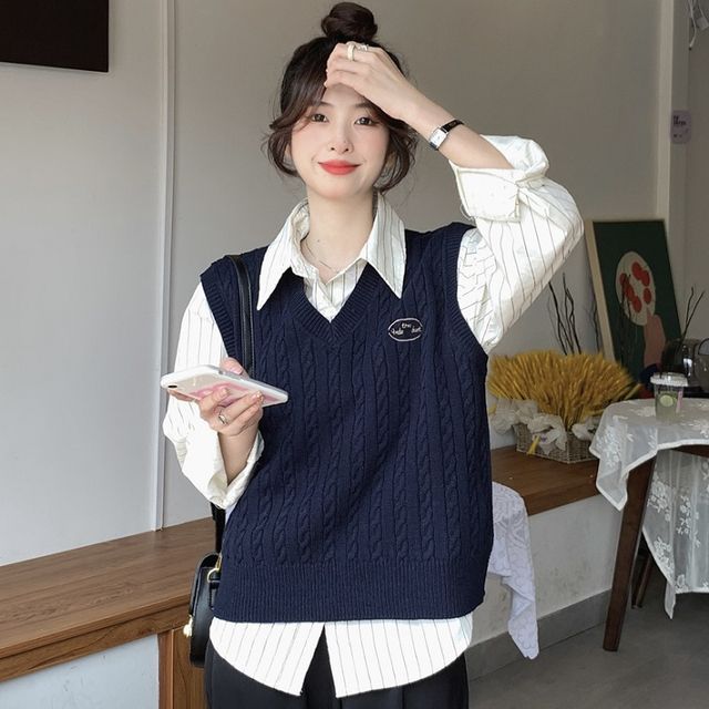 Duwnie - Striped Shirt / V-Neck Plain Cable-Knit Sweater Vest