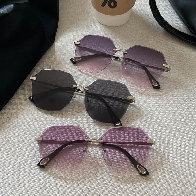 Aisyi-Geometric Frame Oversized Sunglasses