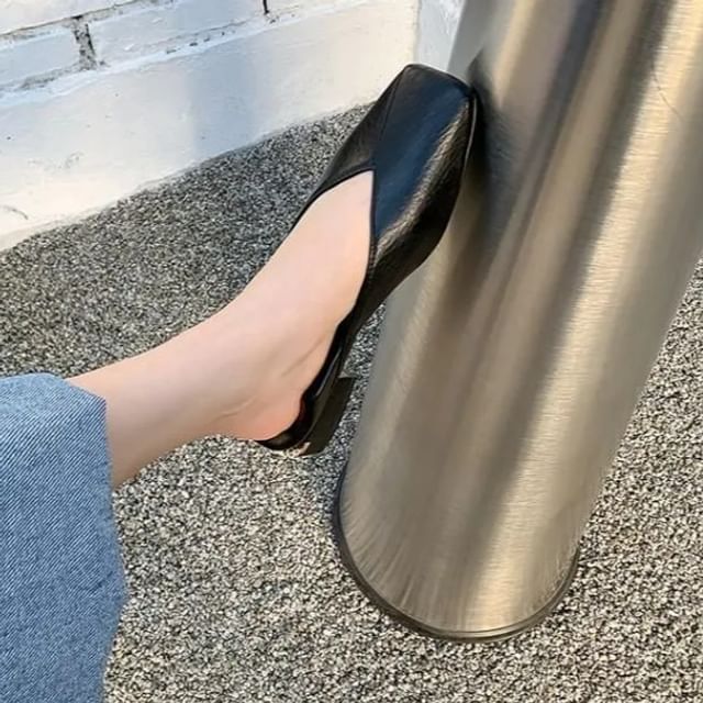 Freesia-39 Square Toe Flats