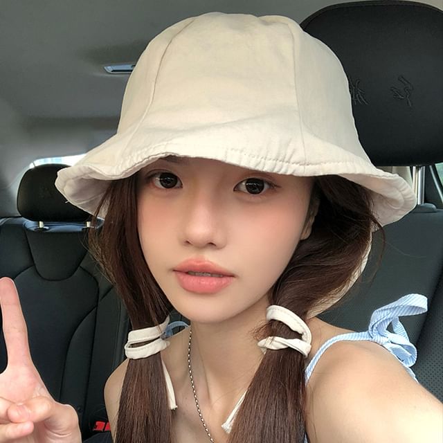 Pompabee-Plain Bucket Hat