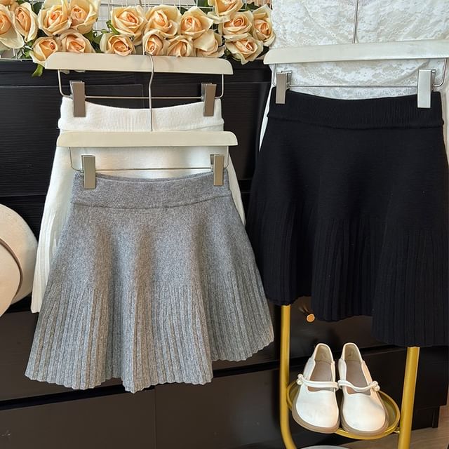 Lemongrass-High-Waist Knit Mini Skirt