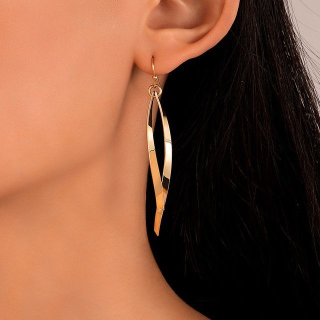 Seirios-Irregular Drop Earring