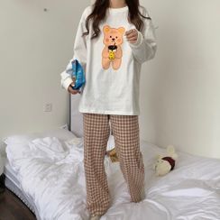 Panorama - Pajama Set: Bear Print Long-Sleeve T-Shirt + Plaid Lounge Pants Panorama - Pajama Set: Bear Print Long-Sleeve T-Shirt + Plaid Lounge Pants